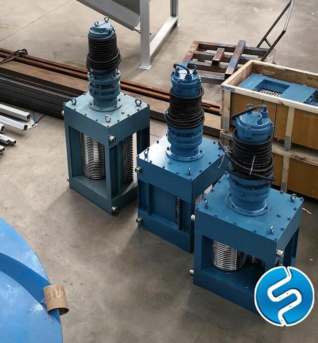 管道式粉碎格柵機(jī)